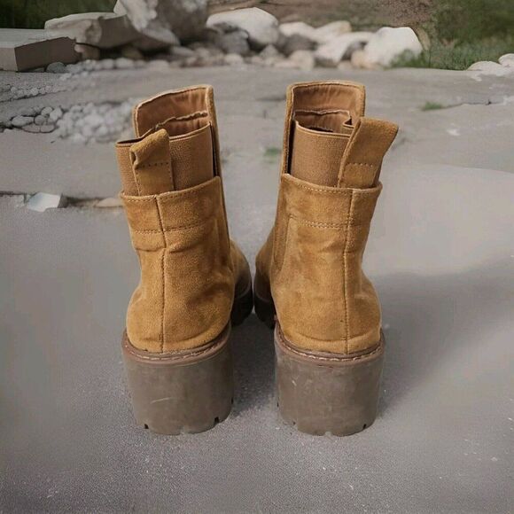 Rock & Candy Kalea Tan Booties Boots Womens Size 8.5 - Picture 6 of 9